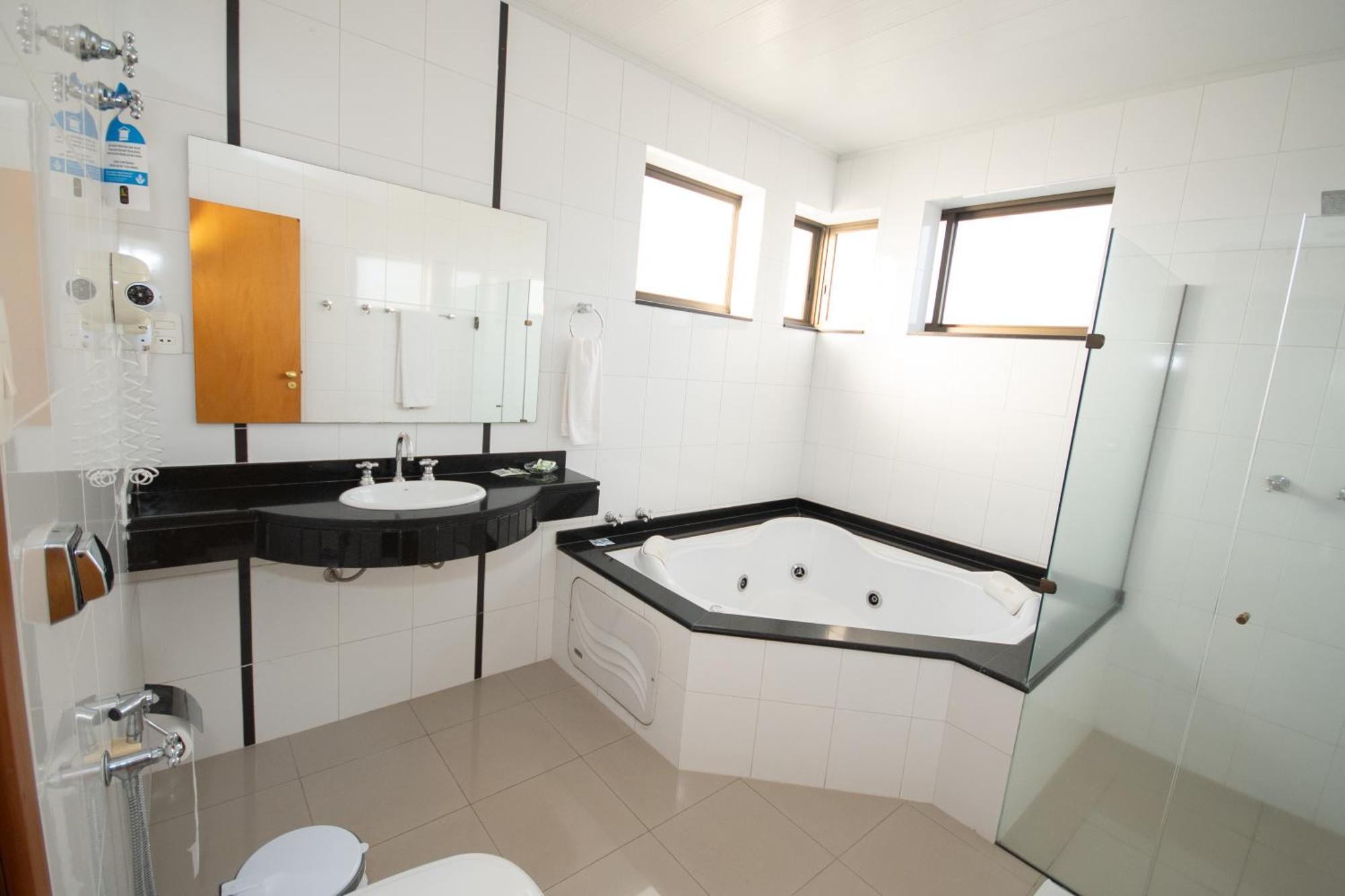 Hotel Ouro Лаврас Екстериор снимка