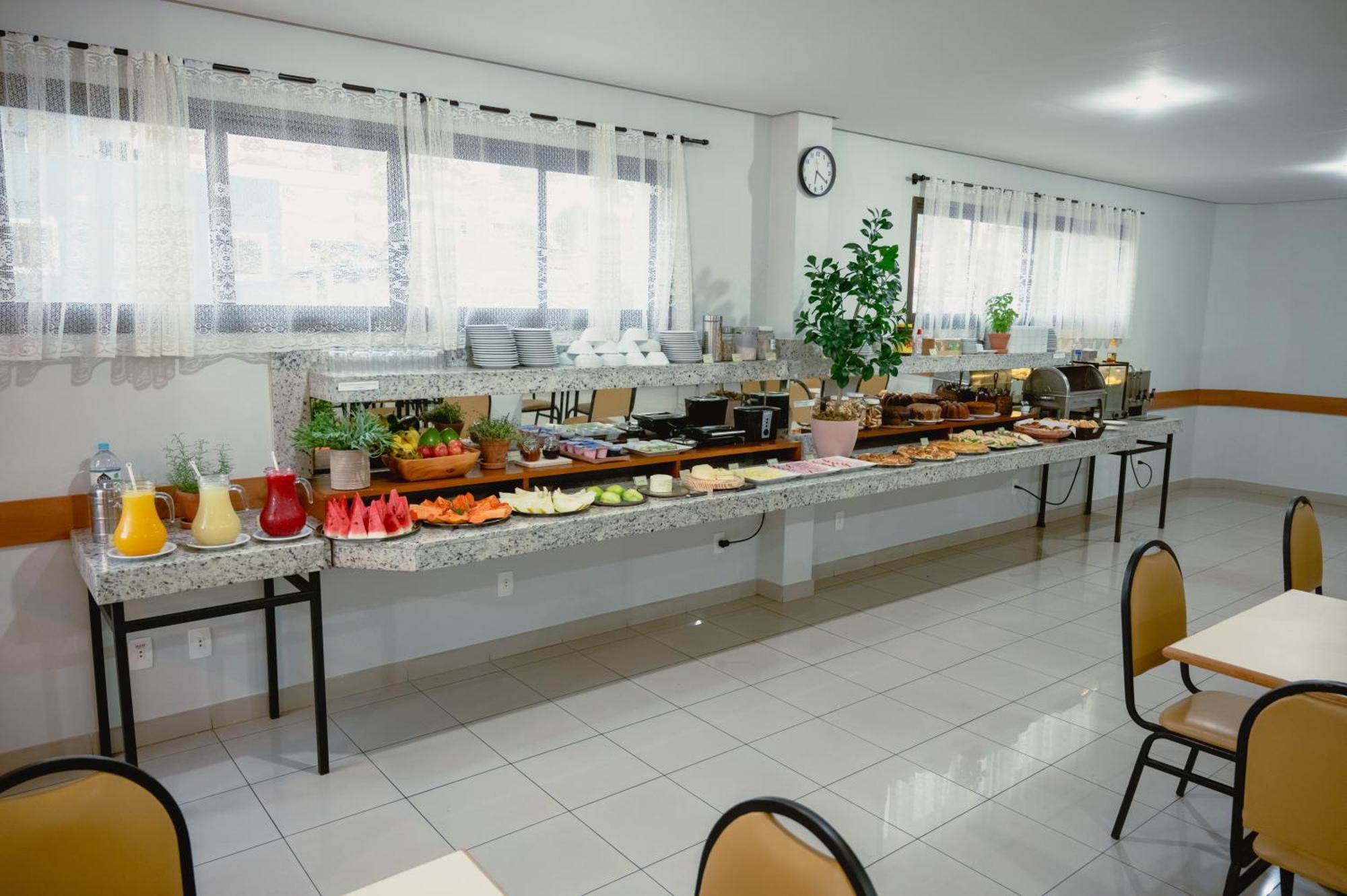 Hotel Ouro Лаврас Екстериор снимка